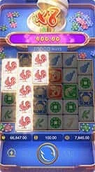 Win Win Fish Prawn Crab · Amati simbol pemicu Free Spin dan Wild di area tengah gulungan.